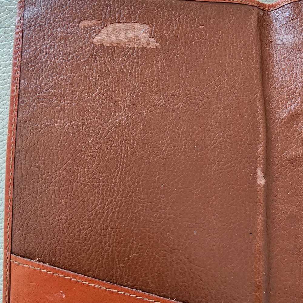 Authentic Fendi Wallet / Envelope - Picture 5 of 7